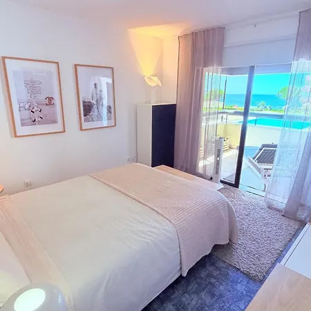 Ocean View One Bedroom With Garage And Swimming Pool In Costa Da Guia 아파트