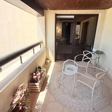 Ocean View One Bedroom With Garage And Swimming Pool In Costa Da Guia 아파트