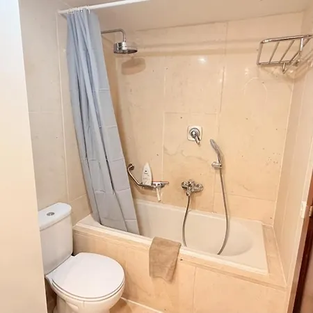 Ocean View One Bedroom With Garage And Swimming Pool In Costa Da Guia *