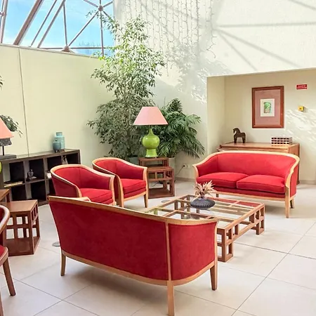 Appartamento Ocean View One Bedroom With Garage And Swimming Pool In Costa Da Guia