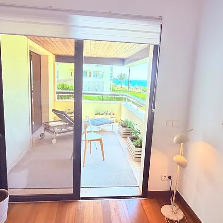 Ocean View One Bedroom With Garage And Swimming Pool In Costa Da Guia