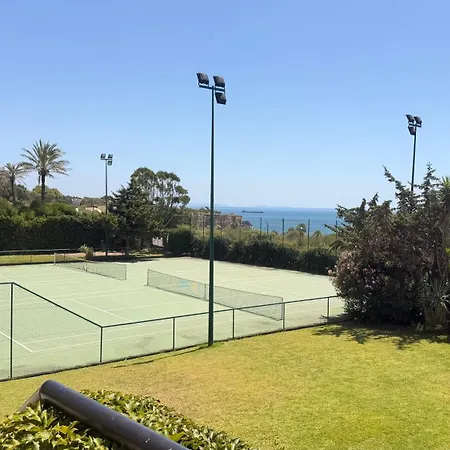 Ocean View One Bedroom With Garage And Swimming Pool In Costa Da Guia *